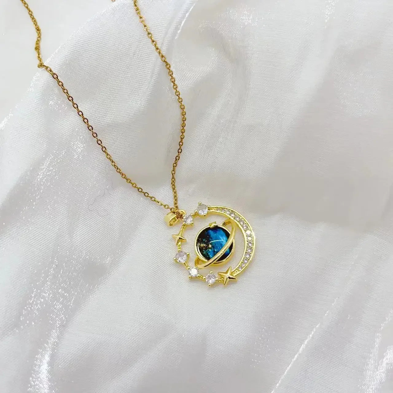 Starry Moon Pendant Necklace – Elegant Zircon Charm Necklace for Women